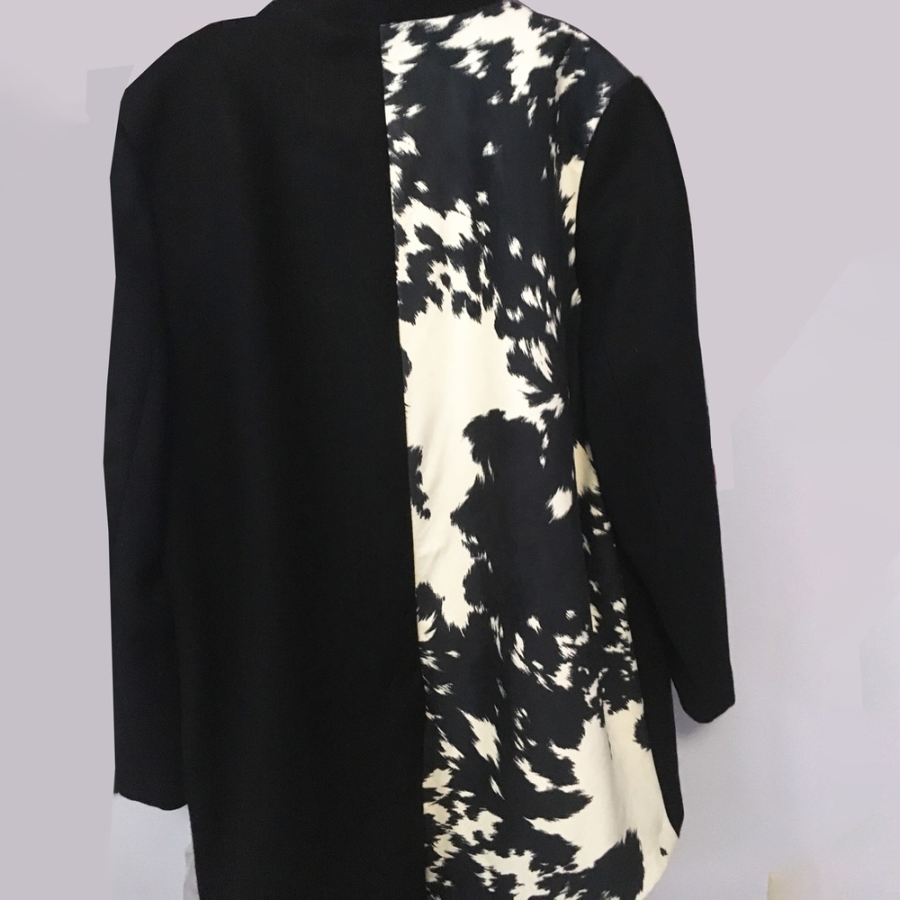 Universal Standard Wool Coat - image 3